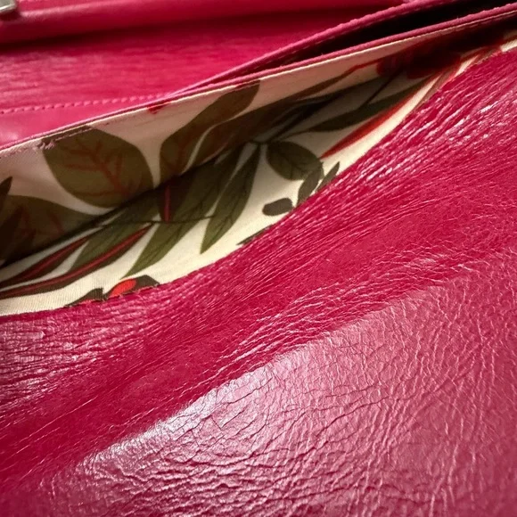 Geometric Pattern Women's Clutch with Pink Trim - Picture 8 of 9